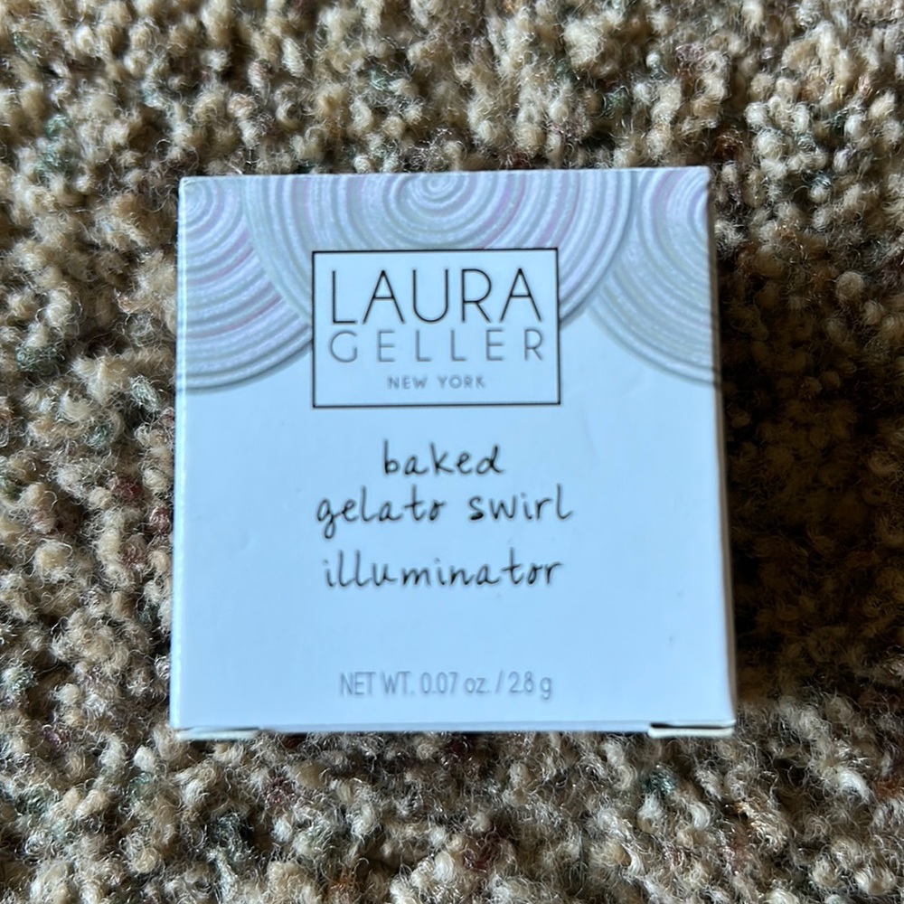 NWT- Laura Geller baked gelato swirl Illuminator.